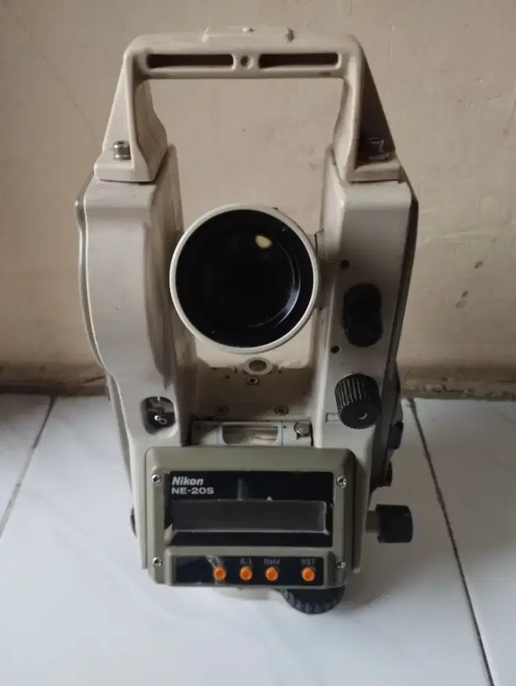 Theodolite NIKON NE 20S ( bc keterangan barang )