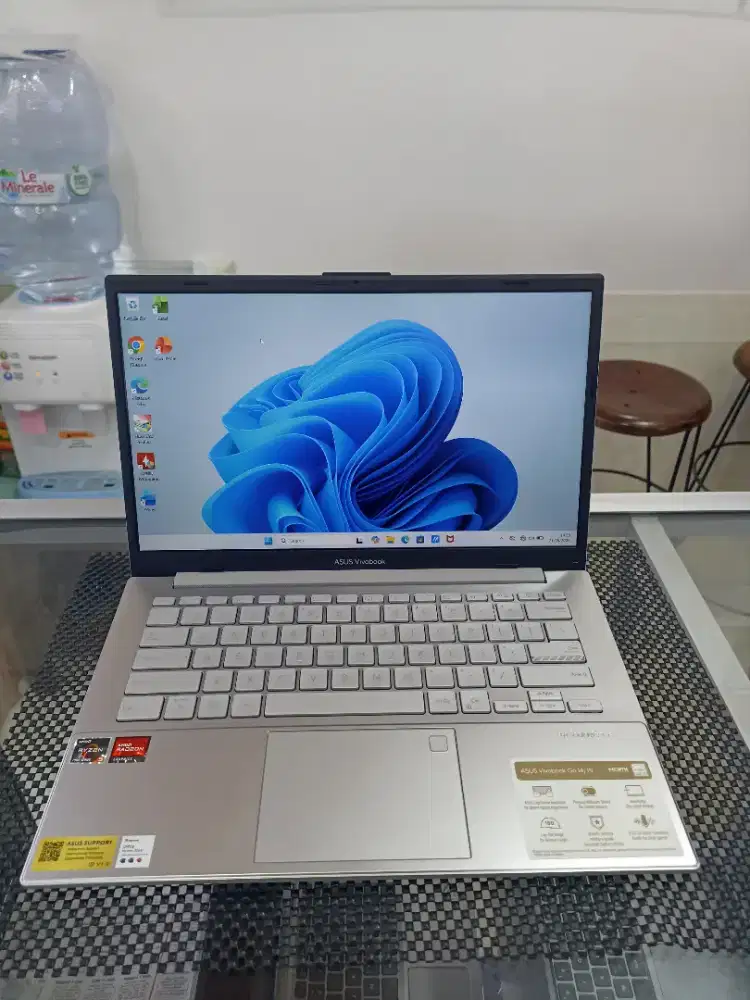Dijual!! Laptop Asus Vivobook Go 14 Ryzen 5-7520u 16/512 Radeon! Murah
