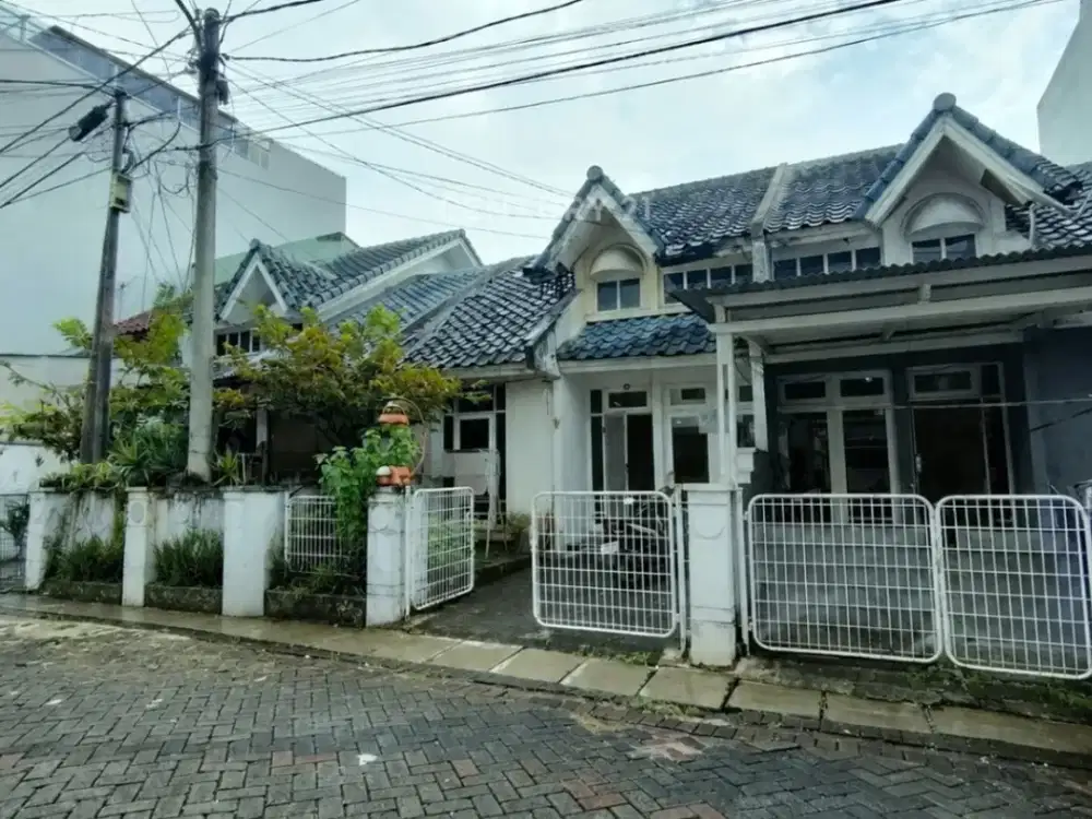 Rumah Butuh Renov Lokasi Citra 5 Dekat Sekolah Dan Rumah Sakit