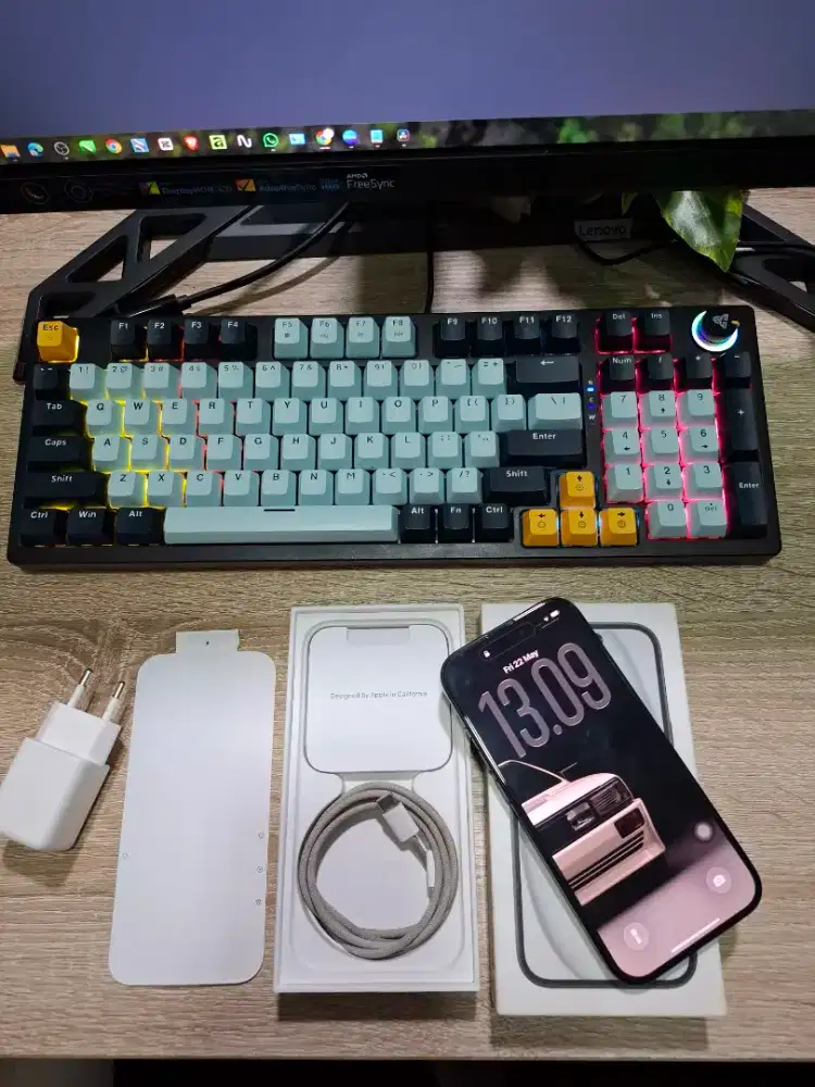 WTS iPhone 15 ibox pemakaian baru BH 98% Garansi panjang nominus