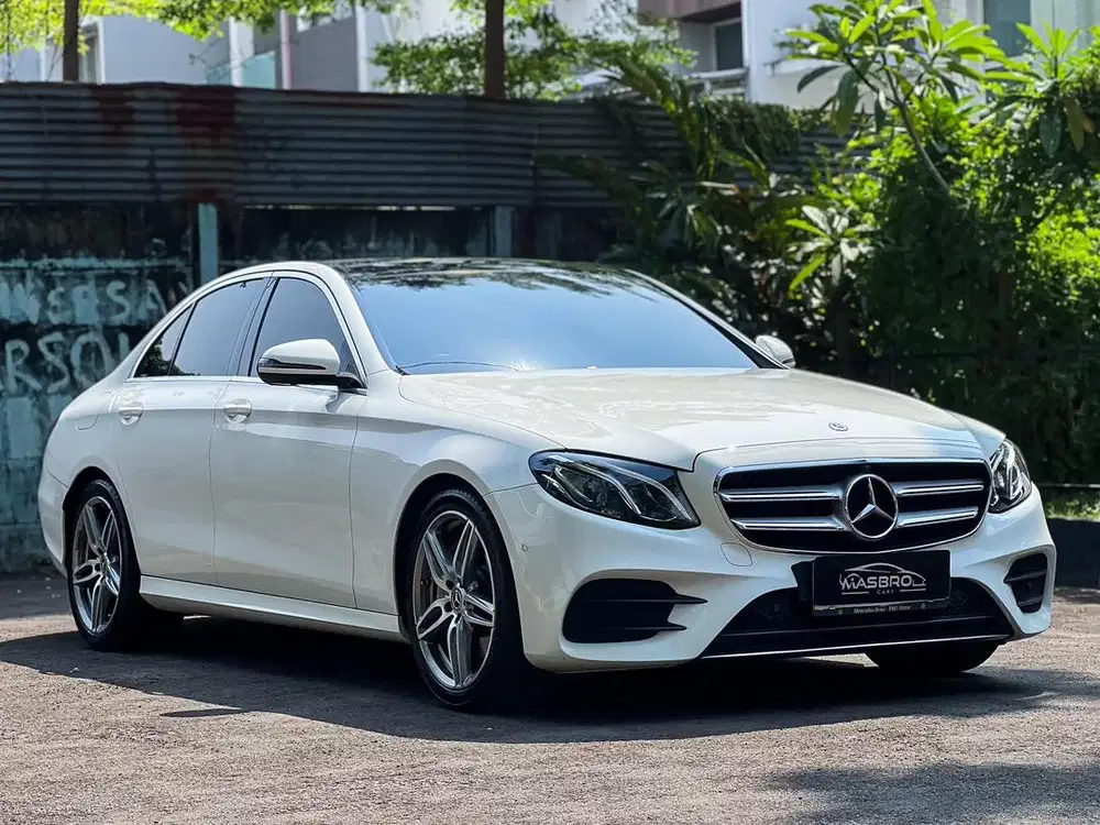 Mercedes Benz E300 AMG 2018