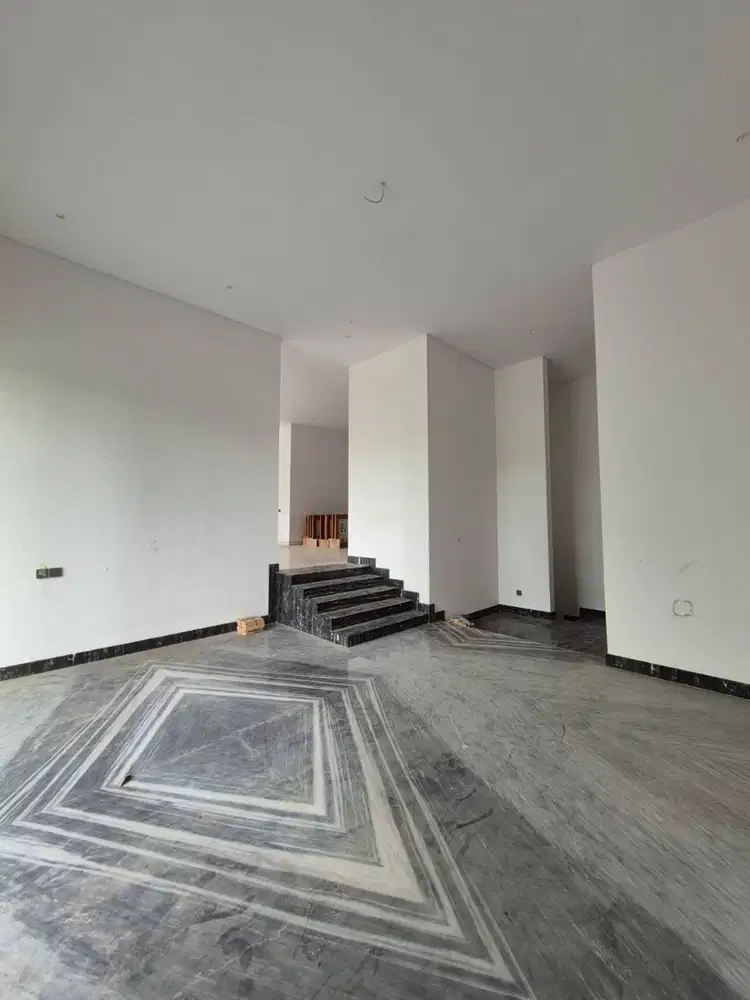 DIJUAL Rumah New Minimalis 3 Lantai Graha Famili Full Basement Blok VC