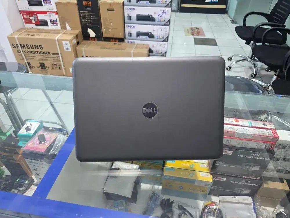 Laptop Dell Latitude i3 gen6 Ram 8gb ssd 256gb garansi 6bln