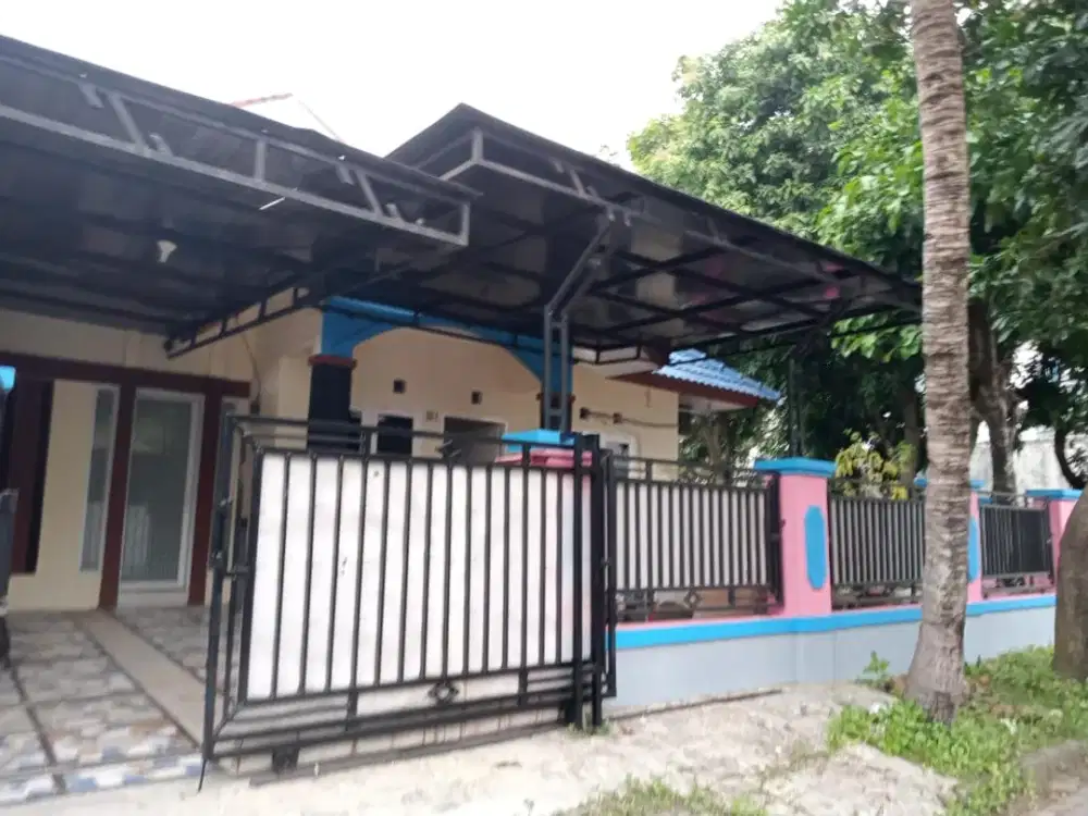 Dijual Rumah Bagus Siap Huni 1,5 Lantai SHM di Taman Sentosa Cikarang Selatan