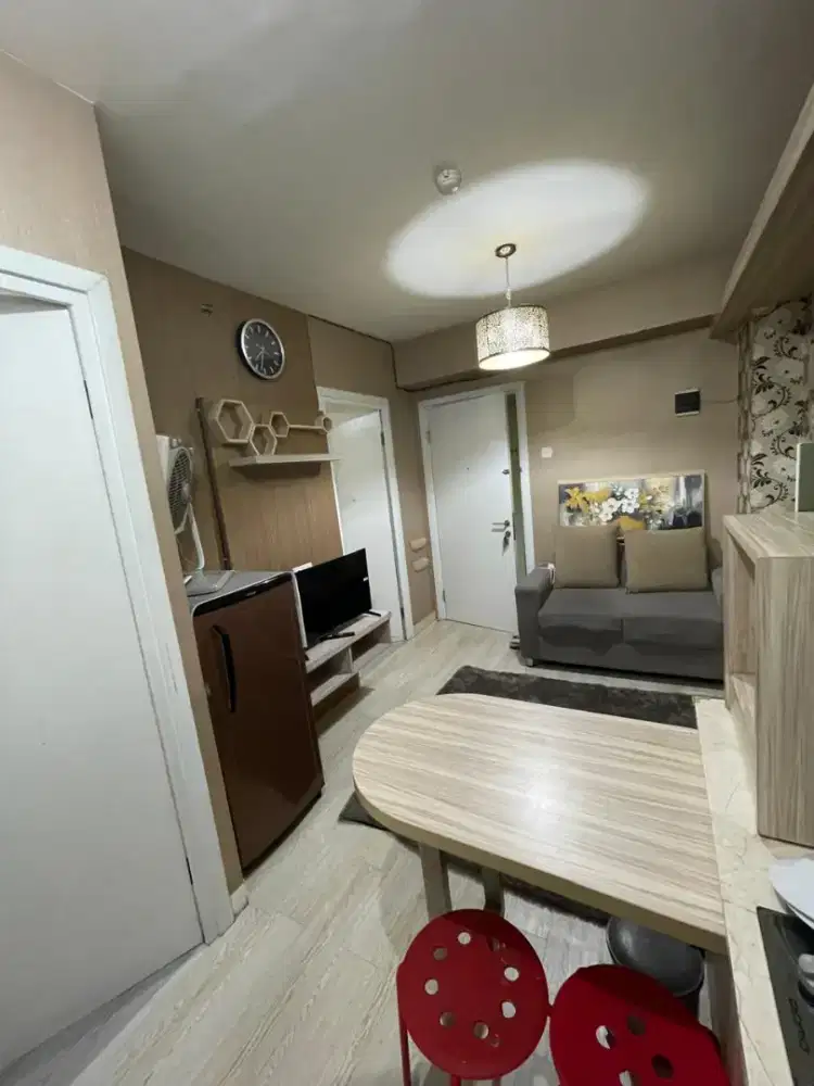 Dibutuhkan asisten rumah tangga