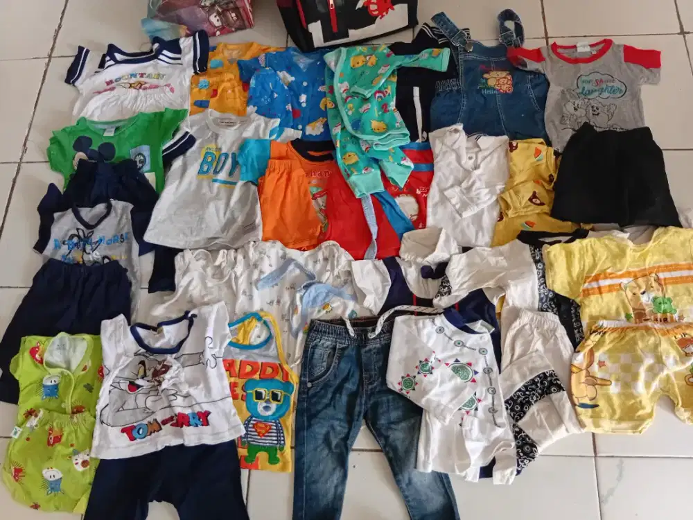 Prelove baju bayi dari 0-12bulan
