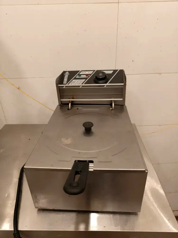Mesin fryer penggorengan