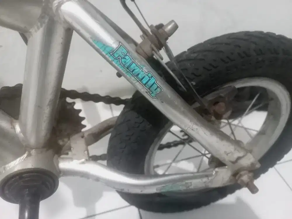 Sepeda anak 16 inci  wim cicle batangan kuat aman
