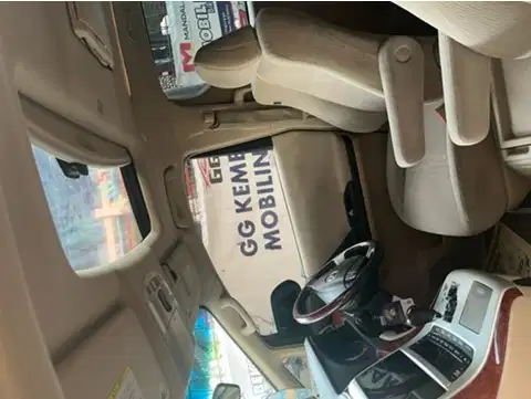 Toyota Alphard 2010 Bensin
