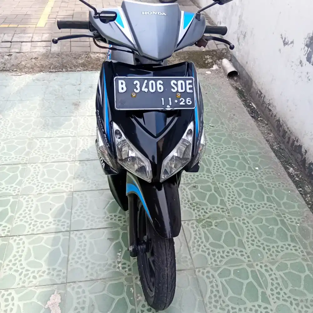 bimsillah jual motor vario karbu tahun 2011