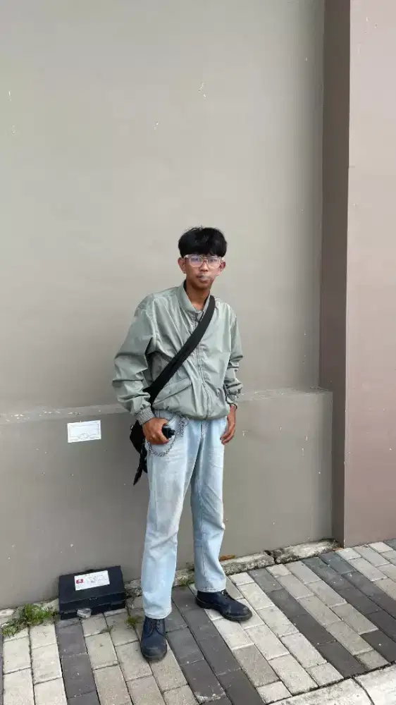 Sayah nyari pekerjaan untuk kebutuhan rumah tangga sayah ingin kerja