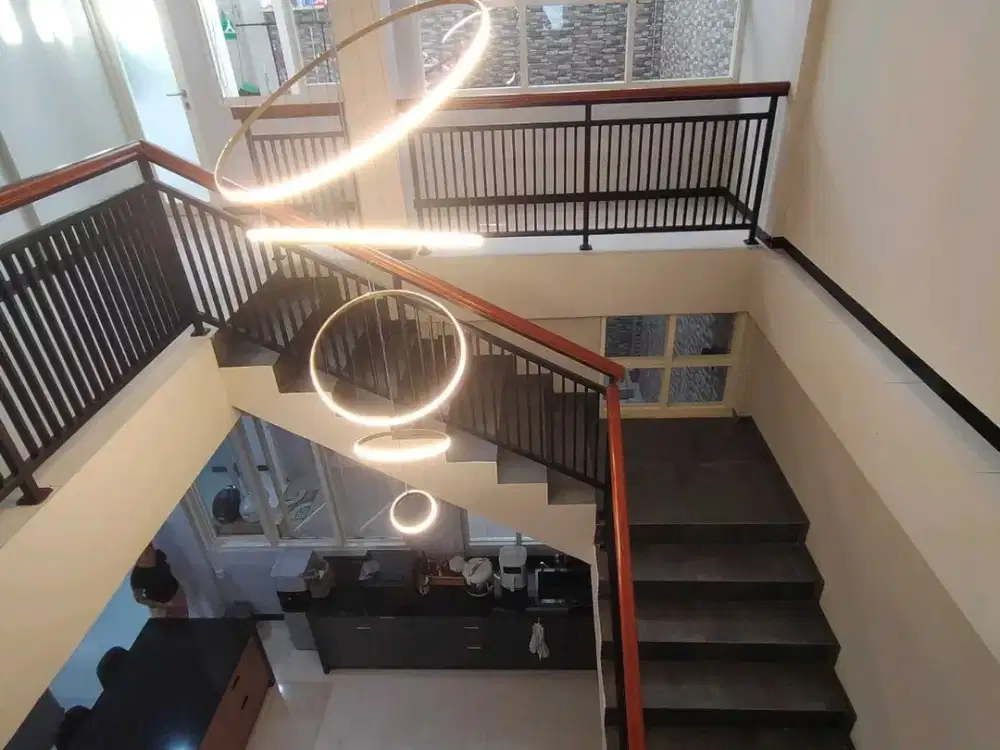 RIC.A209 Rumah Mewah Eastern Park Surabaya Lokasi Nyaman Siap Huni