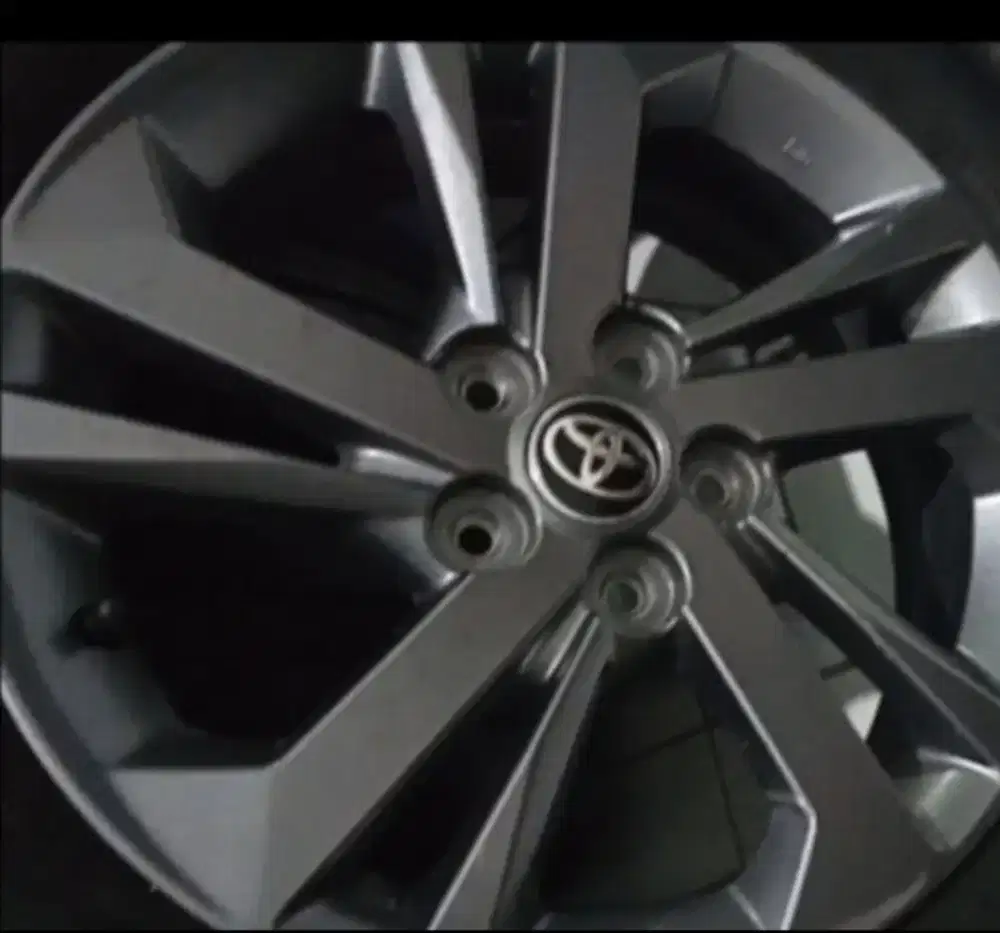 4 velg xenia r 15 -  tahun 2023; original