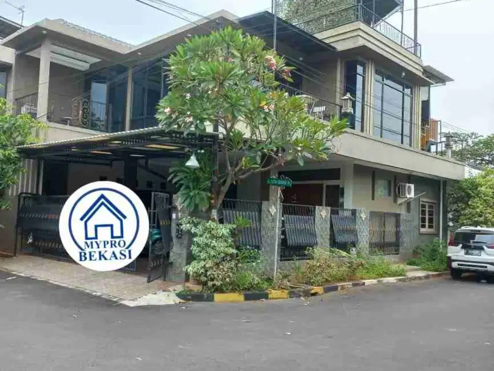 rumah luas dan mewah bebas banjir deket Summarecon
