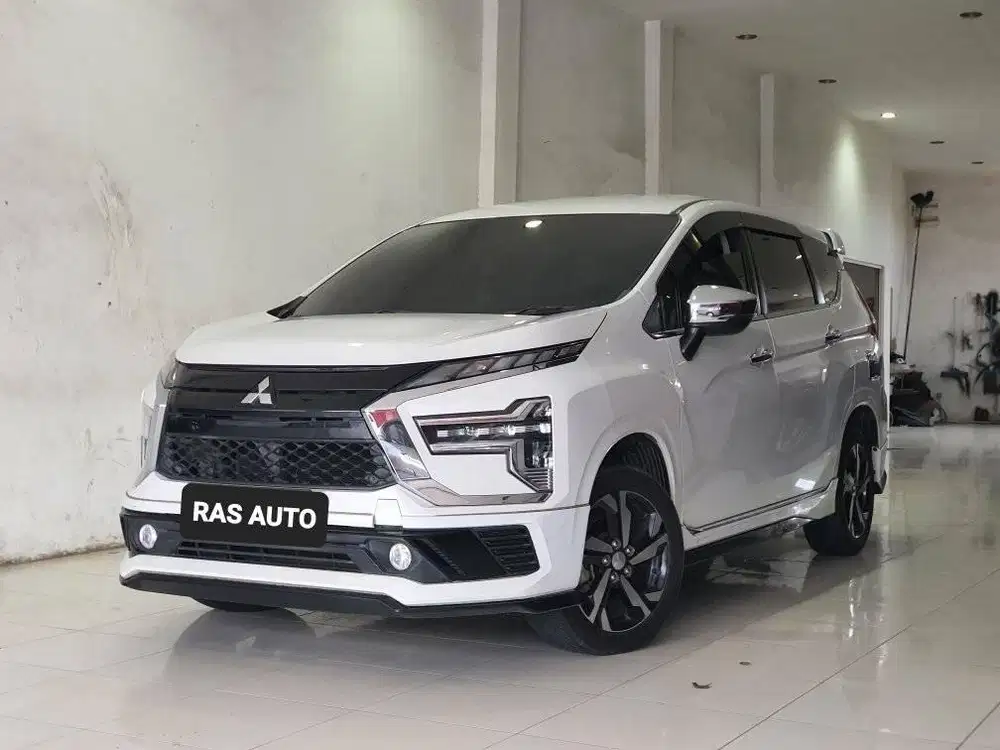 Mitsubishi New Xpander 1.5 Ultimate AT 2022 Putih