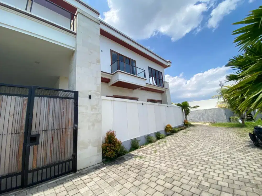 LUXURY VILLA 2 LANTAI DI MUNGGU MENGWI BADUNG DEKAT PANTAI