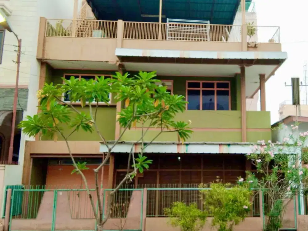 RUMAH JL TEMBAGA SIAP HUNI PUSAT KOTA