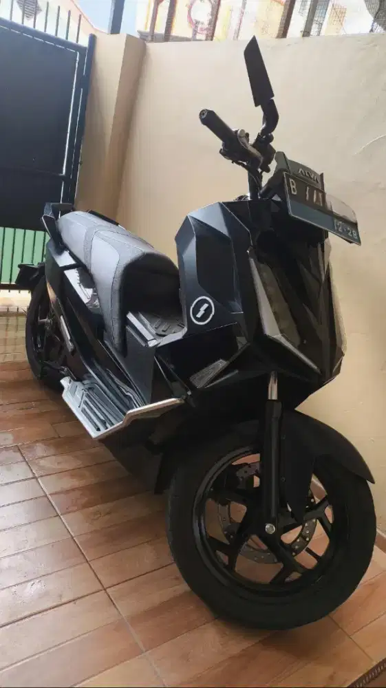 Di jual Motor Listrik Alva Cervo/2 baterai/2023