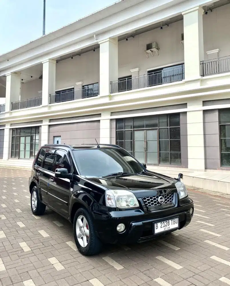 Nissan Xtrail 2004 Super Istimewa Mulus