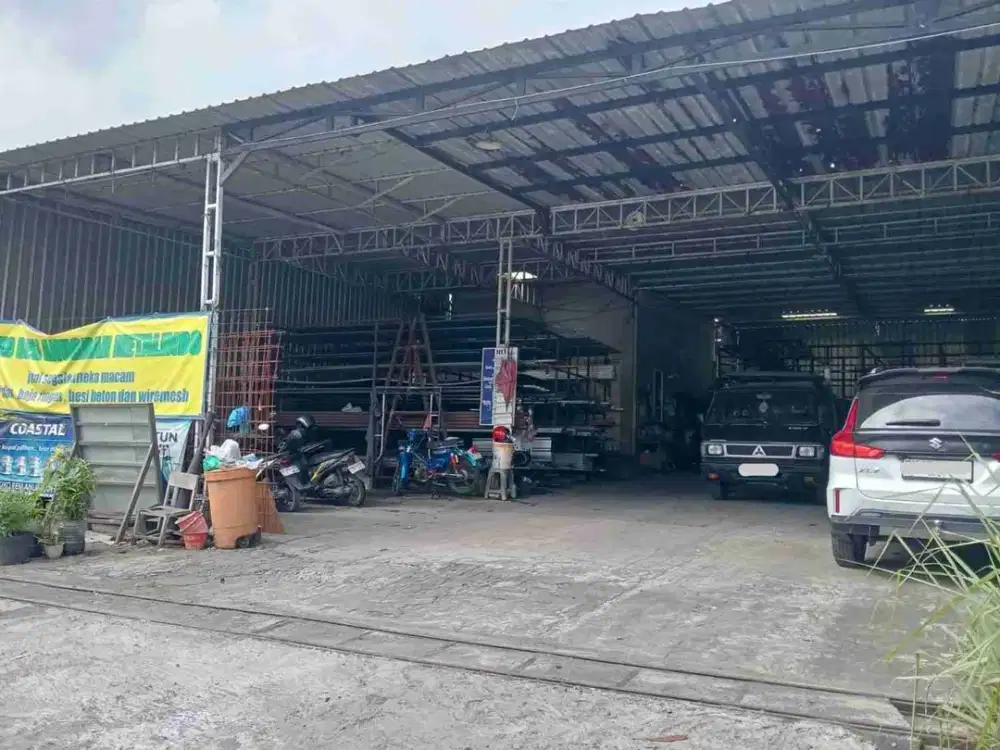DISEWAKAN TANAH STRATEGIS + BANGUNAN KANTOR+ GUDANG