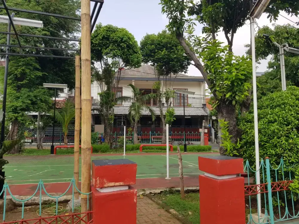 Rumah Tenang Siap Huni Di Rawamangun 2 Lantai Asri