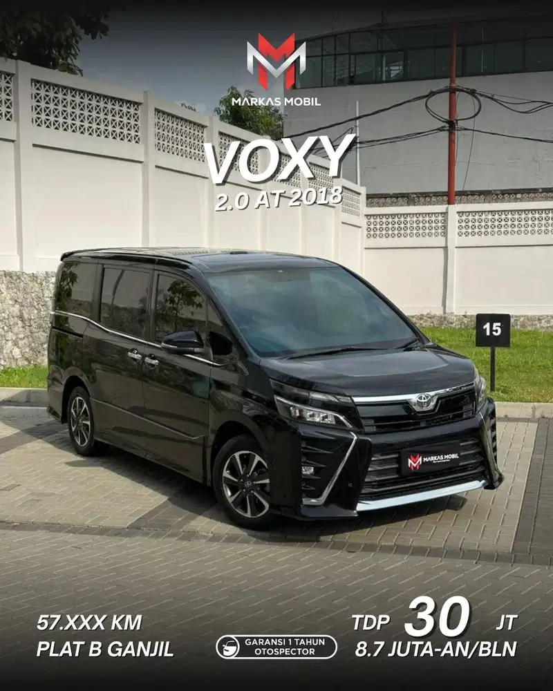 Toyota Voxy 2.0 AT 2018