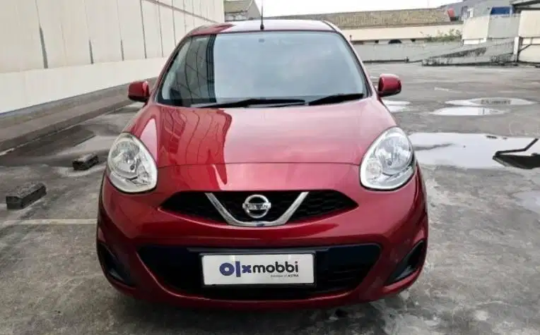 DP MURAH Nissan March 1.2 L Bensin-MT 2017 Merah C4LYD