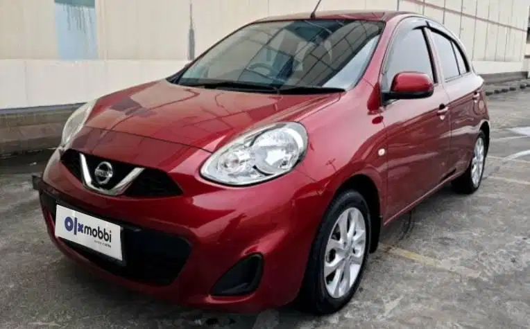 DP MURAH Nissan March 1.2 L Bensin-MT 2017 Merah C4LYD