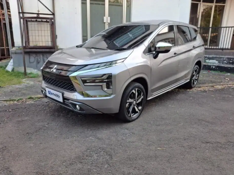 Pajak Panjang - Mitsubishi Xpander 1.5 Ultimate Bensin AT 2022 Abu