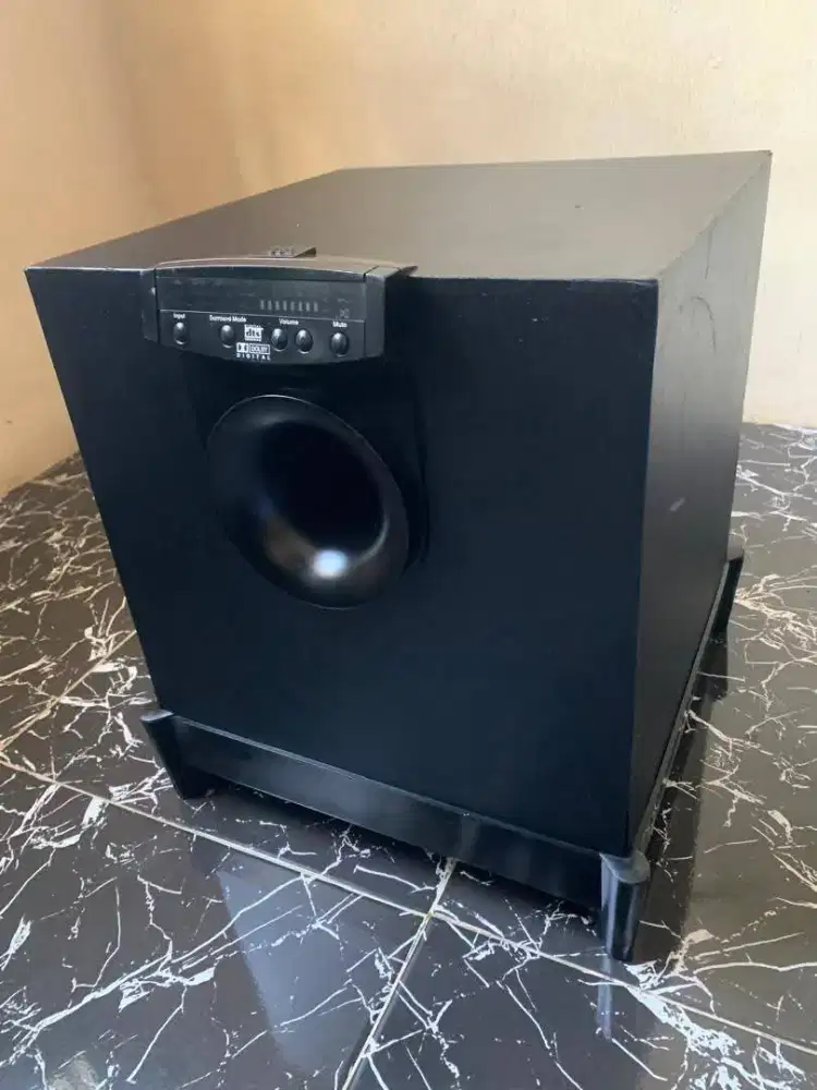 Subwoofer aktif JBL 8inch