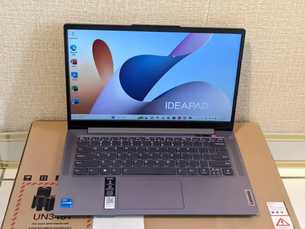 Lenovo Ideapad Slim 3i i5 12450 H Ram 16 GB SSD 512 GB Mulus