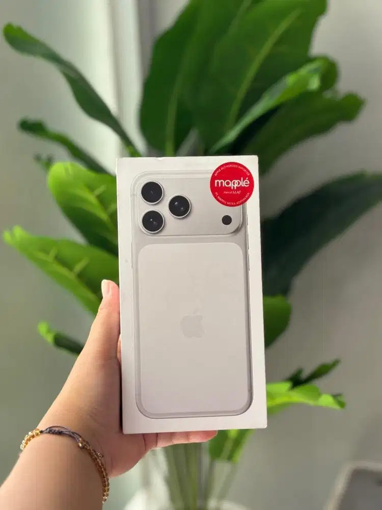 New iPhone 17 Pro Max 256gb Silver iBox