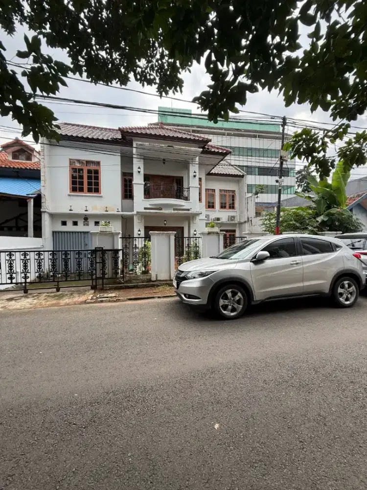 Dijual rumah siap huni dalam komplek Garuda Pancoran