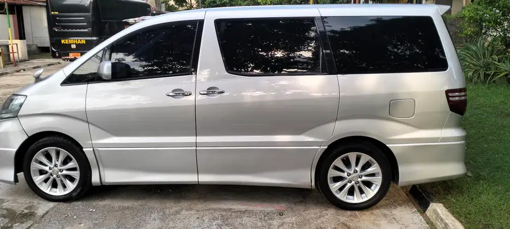 Toyota Alphard 2008 Bensin