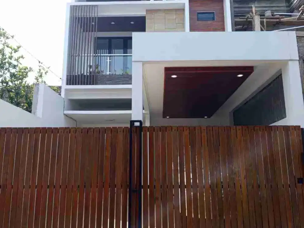 di jual rumah bagus, baru di taman Malaka pondok kelapa jakarta timur