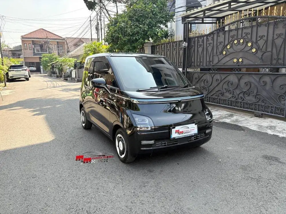 Wuling Air EV Pro Long Range 300 KM AT 2025 Hitam