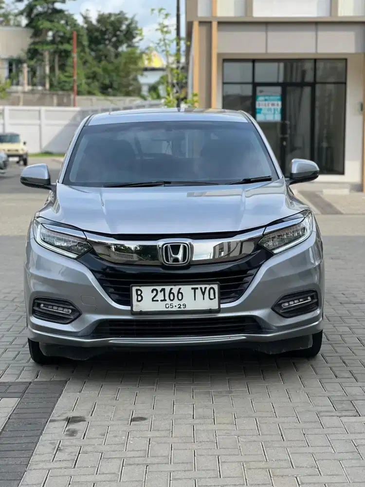 HONDA HRV 1.8 PRESTIGE AT 2019 SILVER