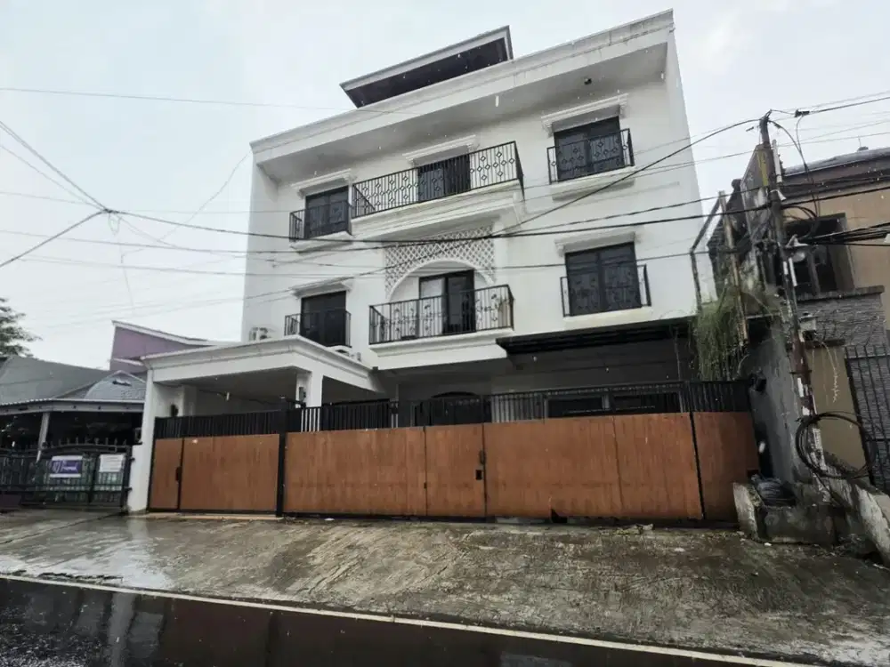 Disewakan Ruang Usaha Salon Fully Furnished Bonus Gerobak - Dekat Pasar Modern & Islamic Center!