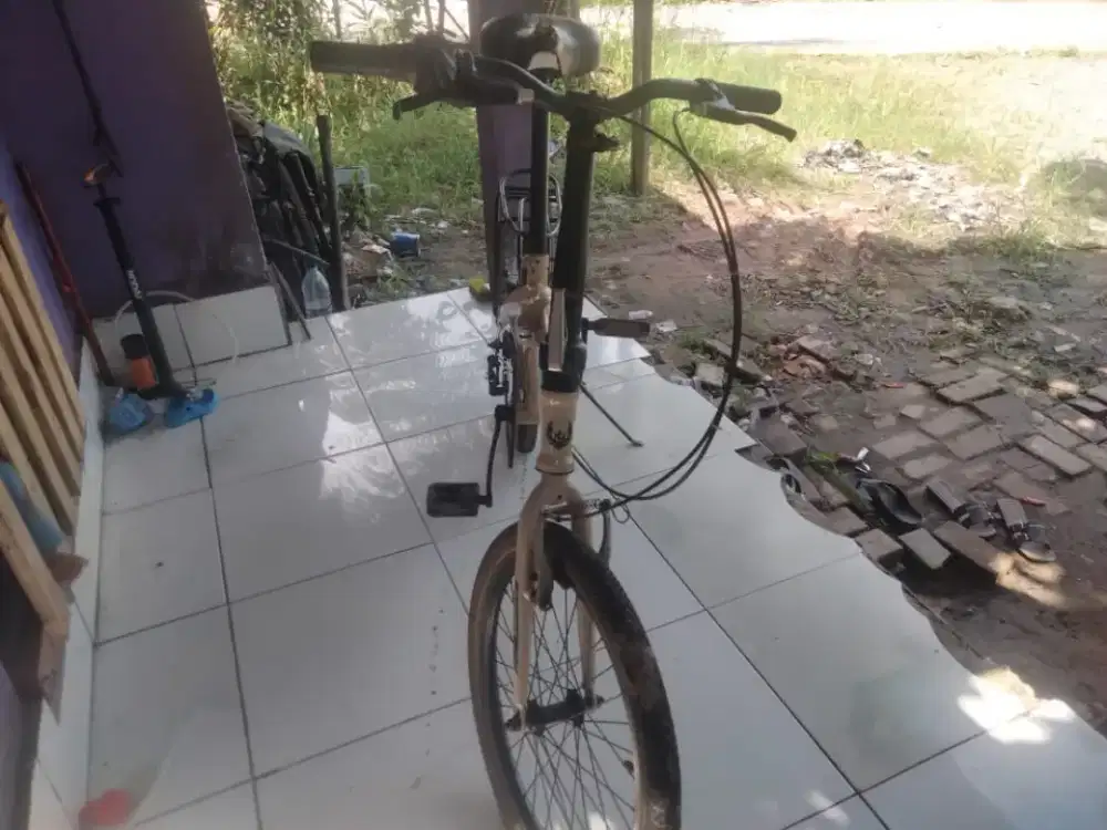 sepeda lipat 20