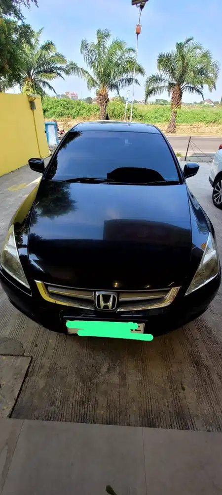 Mobil Accord 2004 Grees KM Ori