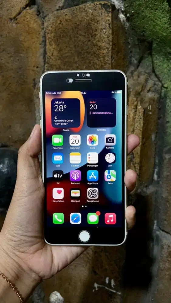 Jual cepat iphone 7+ 128gb batangan