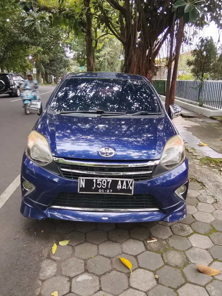 Agya murah masih mulus mesin enak