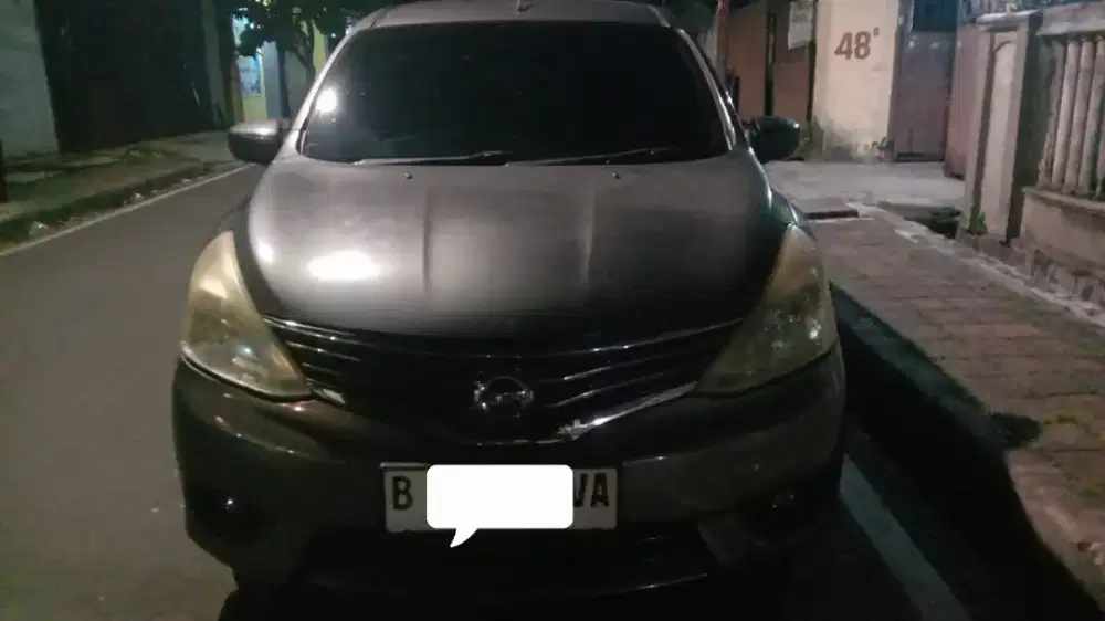 Dijual Grand Livina Facelift 2013