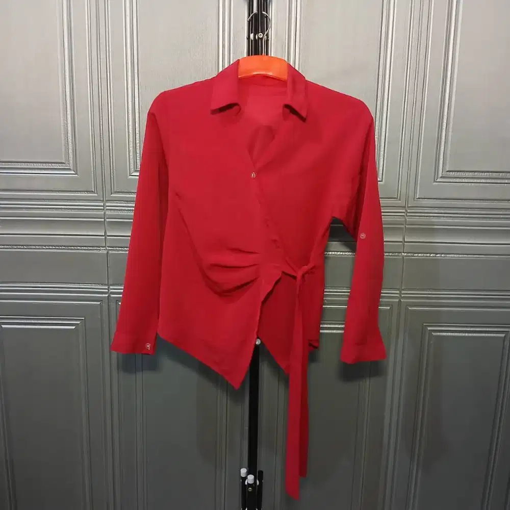 Blouse Wanita Warna Merah Bata