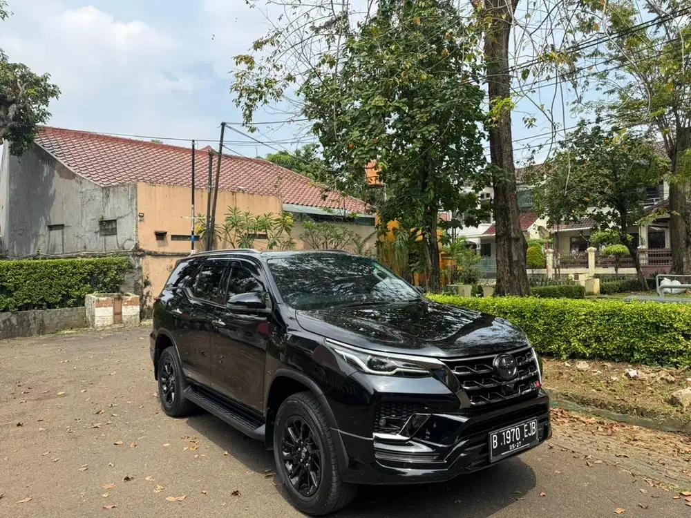 Toyota Fortuner Gr 2.8 Diesel At 2022