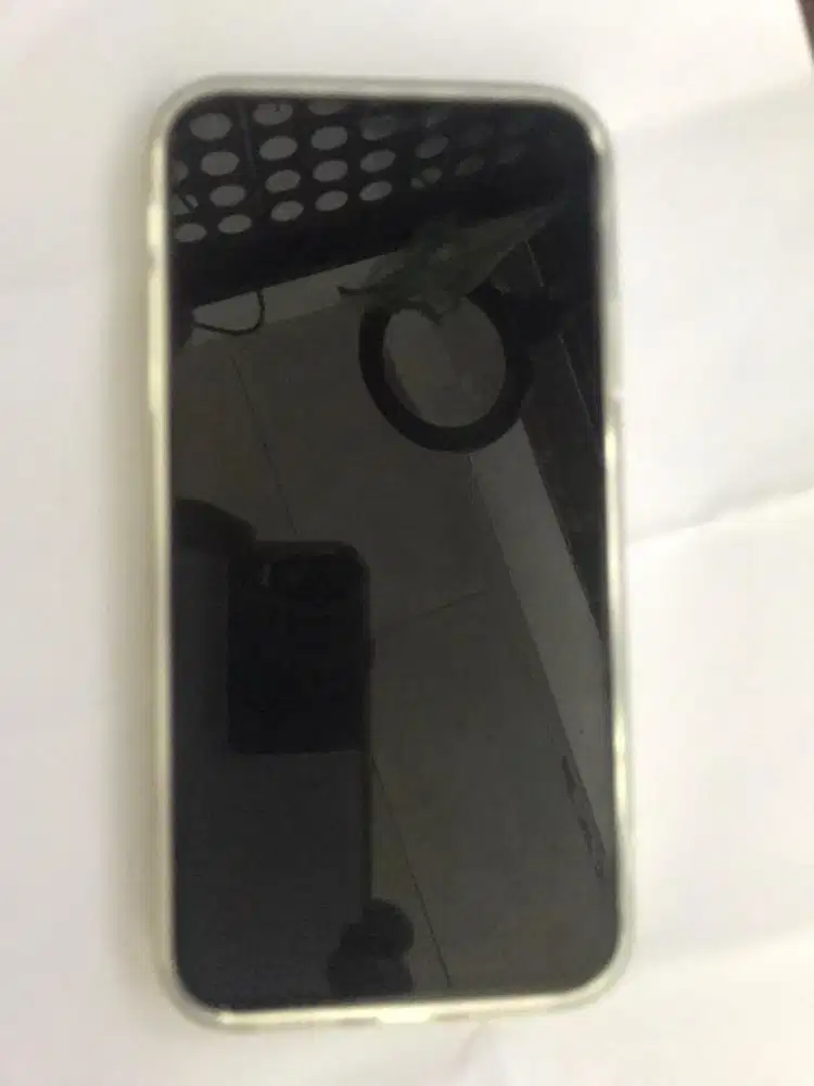 iPhone Xr, Kapasitas 128GB