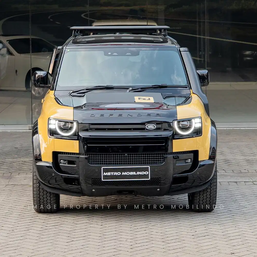 Land Rover Defender Trophy Edition PHEV 2026