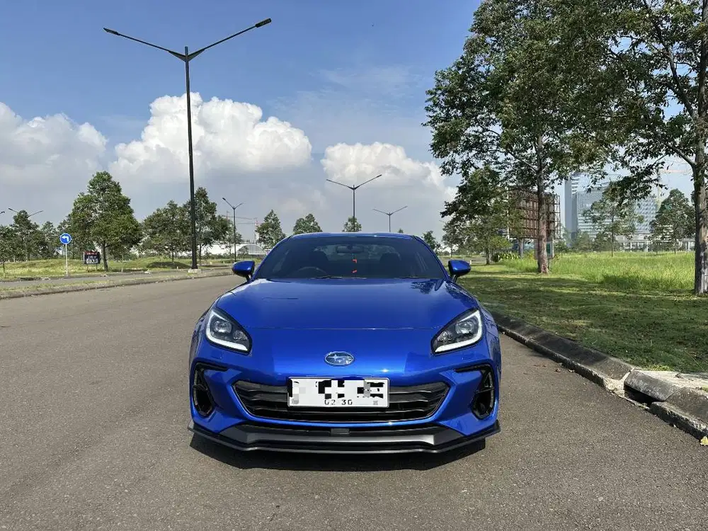SUBARU BRZ BIRU M/T thn 2023 regist 2024
