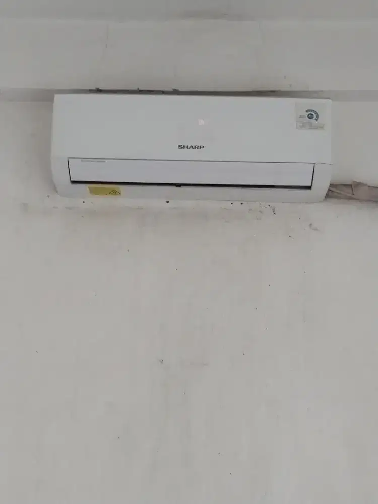 Dijual cepat AC 1 pk merk sharp