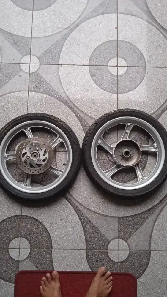 Dijual velg motor Fino original